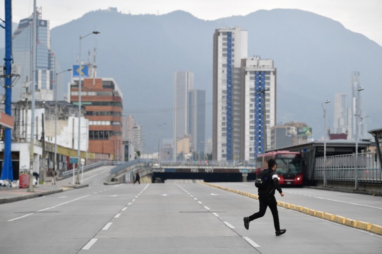 Las calles se vieron completamente despejadas en el Día sin Carro en Bogotá.