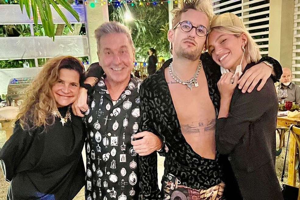 Este fin de semana, Ricky Montaner y Stefania Roitman se casaron en Buenos Aires, Argentina. Al parecer, Ricardo Montaner quiere cuidar el patrimonio de sus hijos.