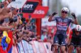 Philipsen logró su tercera victoria en la Vuelta: así fue el embalaje del triunfo