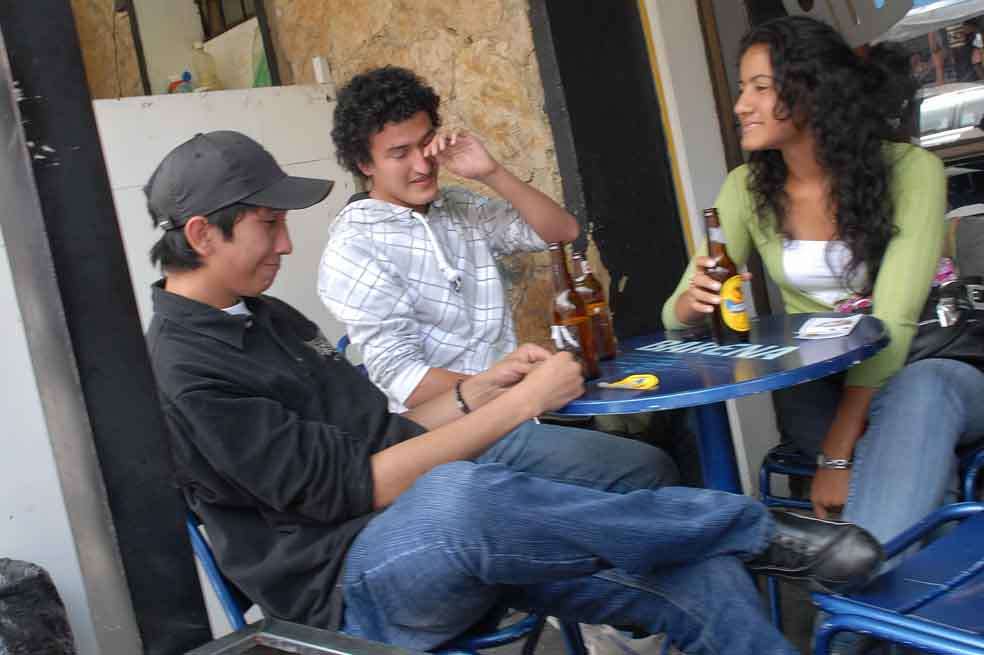 La venta de alcohol en seis localidades podrá hacerse hasta la 1:00 a.m