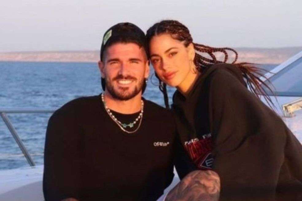 La cantante Tini Stoessel y su novio, el futbolista Rodrigo de Paul, son unos de los más sonados ahora que Argentina jugará la final en Qatar contra Francia.