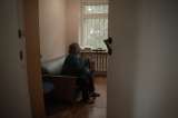 “Soy del 39, hagan el cálculo”: los ancianos que sobreviven a la guerra en Ucrania