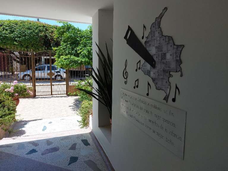Proyecto Intercambios Artísticos en época de pandemia. Interior/Exterior. Banco de la República. Región Caribe Insular. Curador Cristo Hoyos.