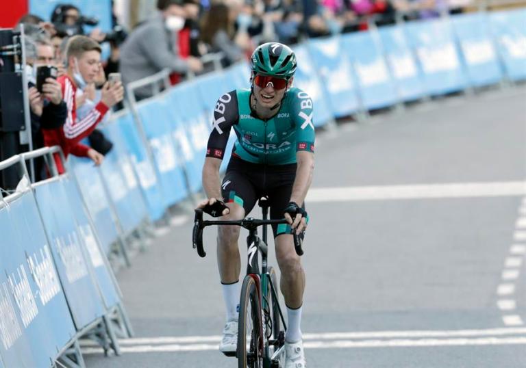 Aleksandr Vlasov, ciclista ruso: “Yo solo quiero la paz”