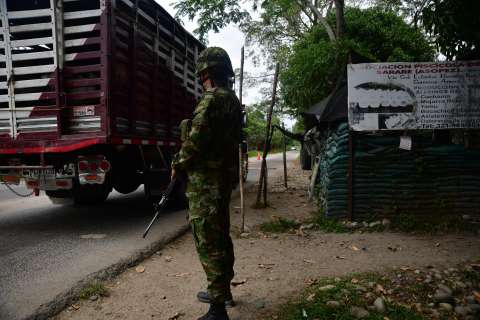Tres soldados heridos deja ataque con explosivos del ELN en Bolívar
