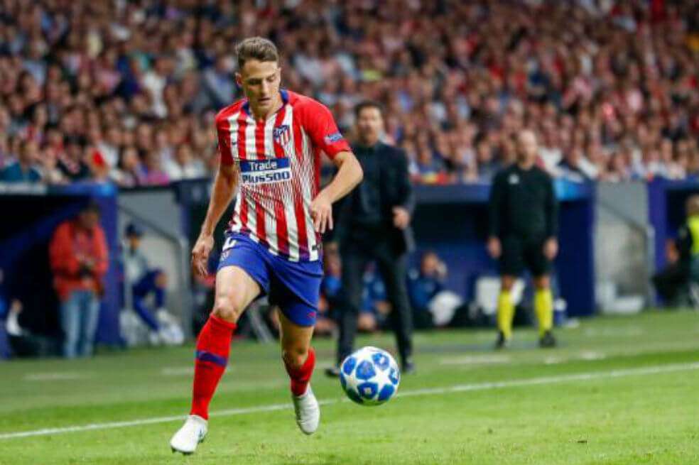 Santiago Arias, lateral derecho del Atlético de Madrid. / AFP