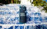 Probamos el JBL Grip: un parlante portátil para prender la fiesta este fin de año