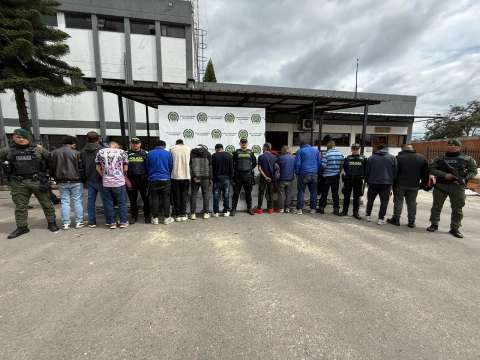 Inhibidores de señal y 13 capturados: frustran robo a bodega en Fontibón