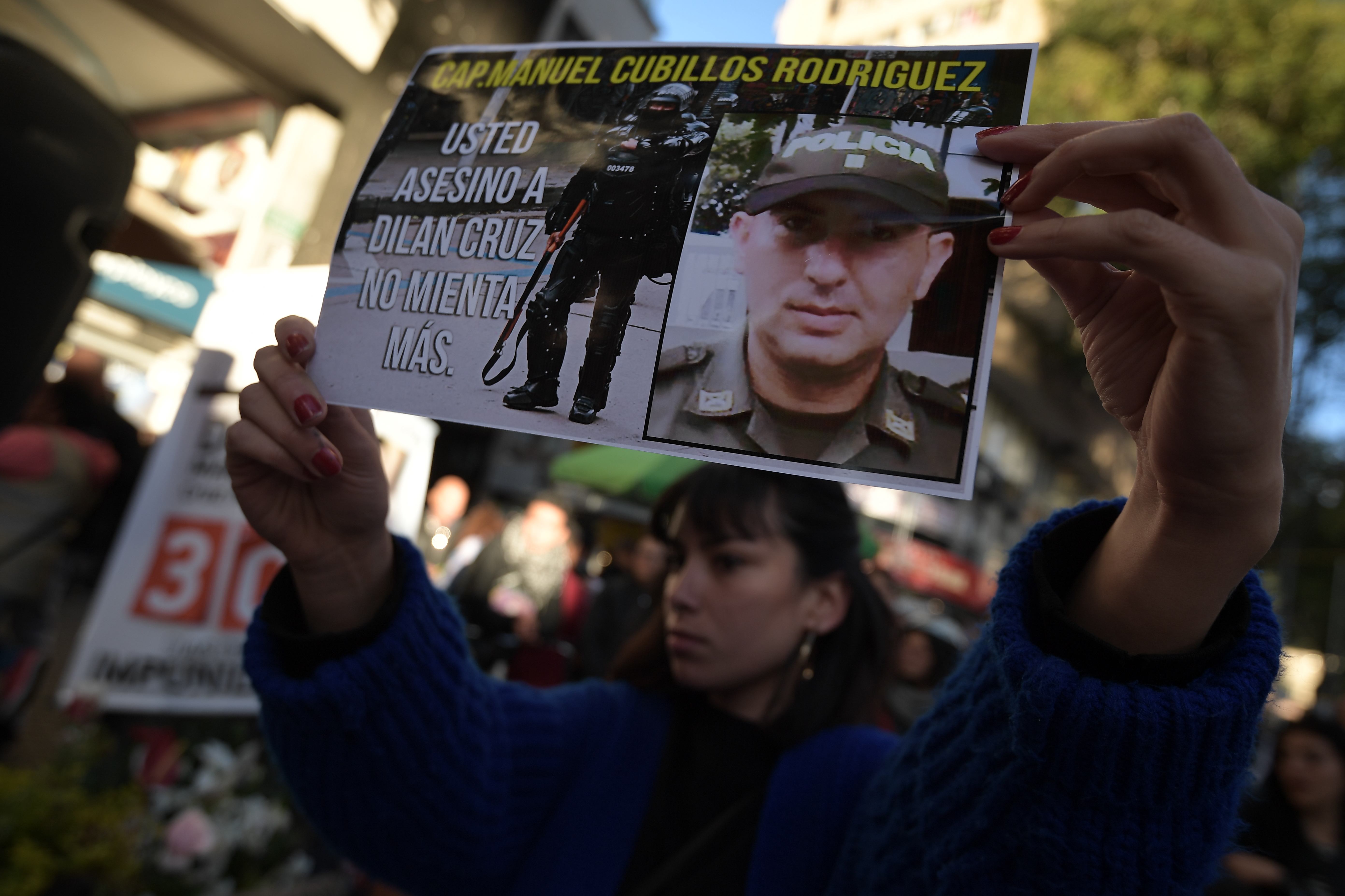 Homenaje al estudiante Dilan Cruz, quién falleció a causa de un objeto contundente, lanzado por el capitán Manuel Cubillos Rodríguez del ESMAD, hechos ocurridos durante el paro nacional realizado el 23 de noviembre 2019.