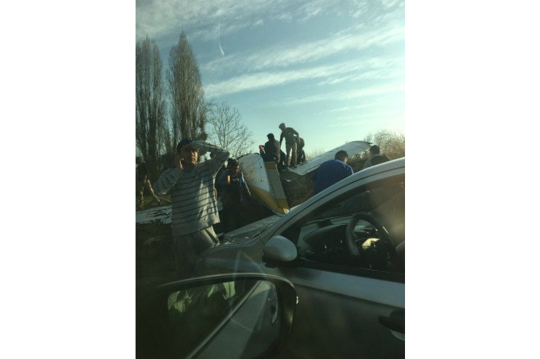 Cuatro heridos al caer avioneta en Santiago de Chile
