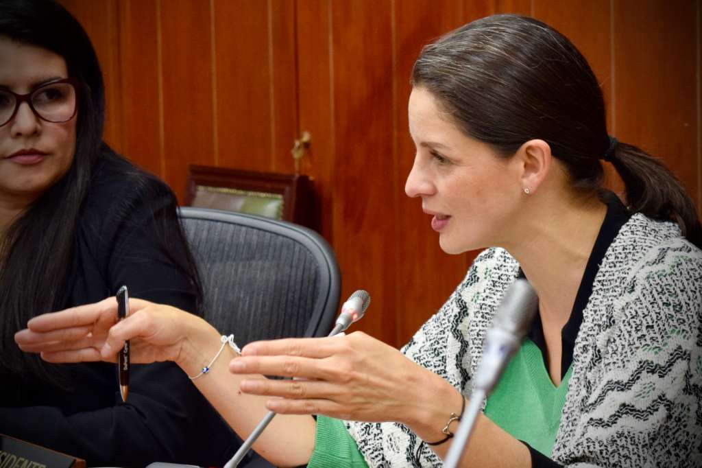 Andrea Padilla, senadora colombiana por los derechos de los animales 22-26.