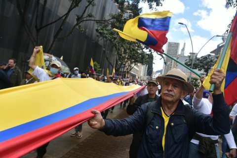 “El débil aquí es su gobierno”: reacciones a la actitud de Petro frente a las marchas