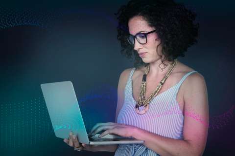 ¿Qué diferencia hay entre la fibra óptica y el ADSL?