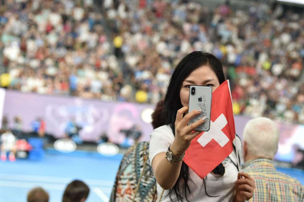 El teléfono celular se convirtió en un elemento imprescindible. Esto trae problemas, advierten expertos. / AFP