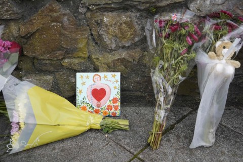 Una niña de tres años, entre las víctimas de tiroteo en Inglaterra