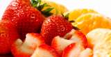 Las fresas encabezan la lista de frutas y verduras con más pesticidas