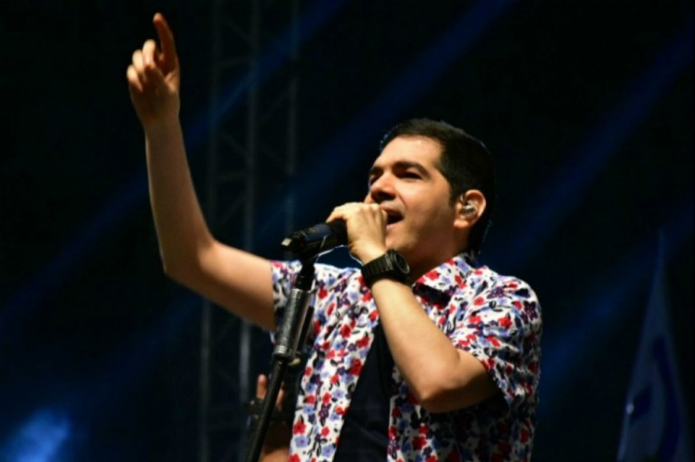 “Y el muchacho se hizo cantor”: Félix Carrillo sobre Peter Manjarrés