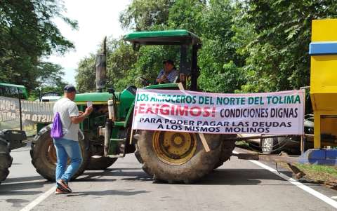 El Gobierno presenta sus propuestas para finalizar el paro arrocero