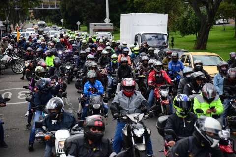 Motociclistas y conductores de aplicación se unirán al paro camionero en Bogotá