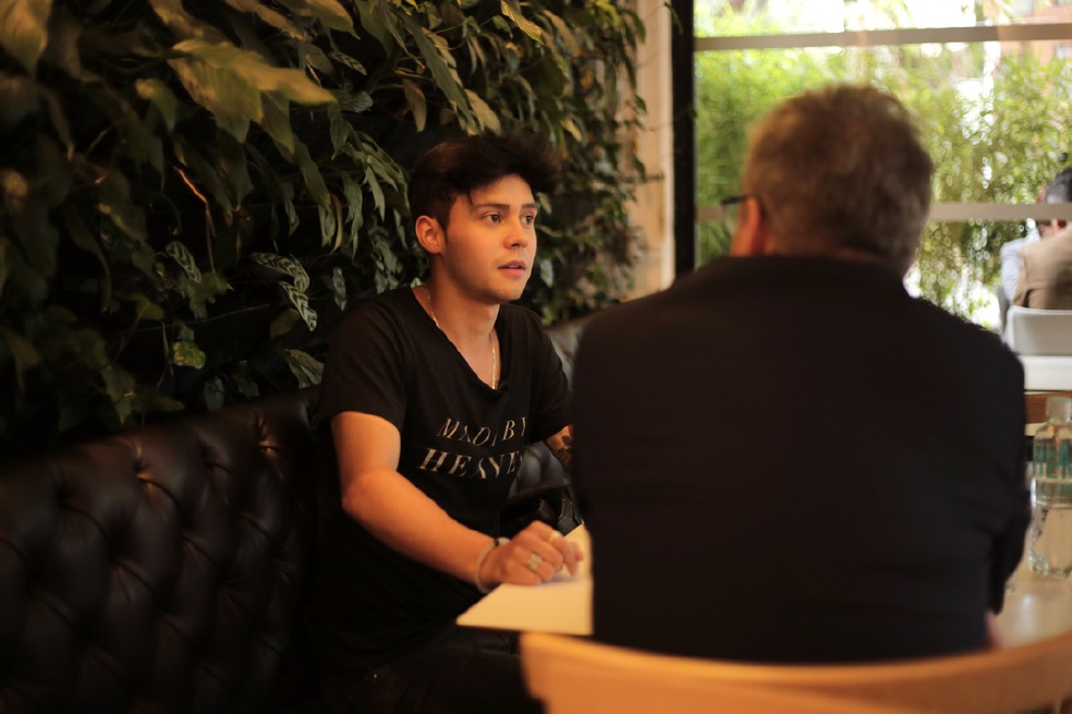 “Necesitaba un apoyo para lograrlo todo, y para mí ese apoyo fue definitivamente mi mamá”, dice Ruiz. “El enfoque, mis ganas, y la disciplina han sido mis armas”. / Foto cortesía de Jesús Henao