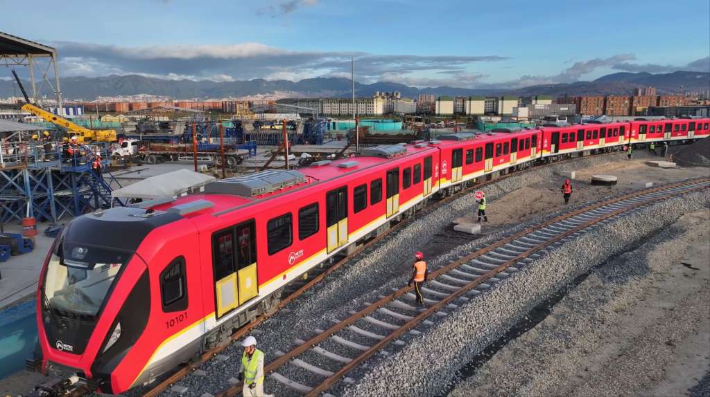 El primer tren del metro de Bogotá lo armaron en el patio taller el 11 de septiembre de 2025.