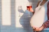Beber alcohol en las primeras semanas de embarazo puede afectar al bebé