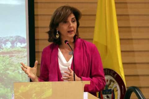 Así cambian las visas de extranjeros que quieran venir a Colombia