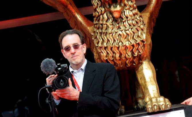 El director estadounidense Ross McElwee. / EFE