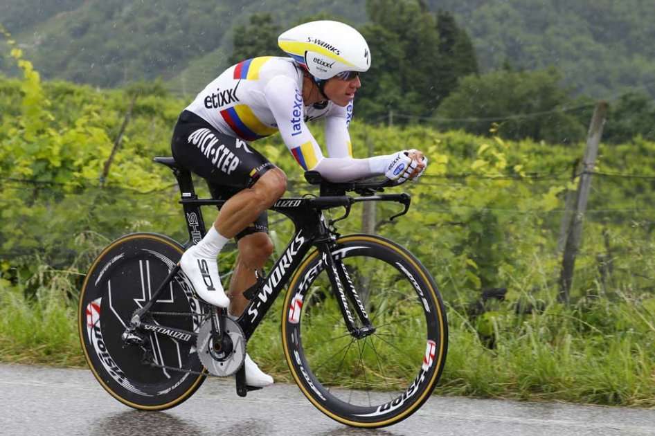 Rigoberto Urán en la contrarreloj individual del Giro de Italia. Foto: AFP