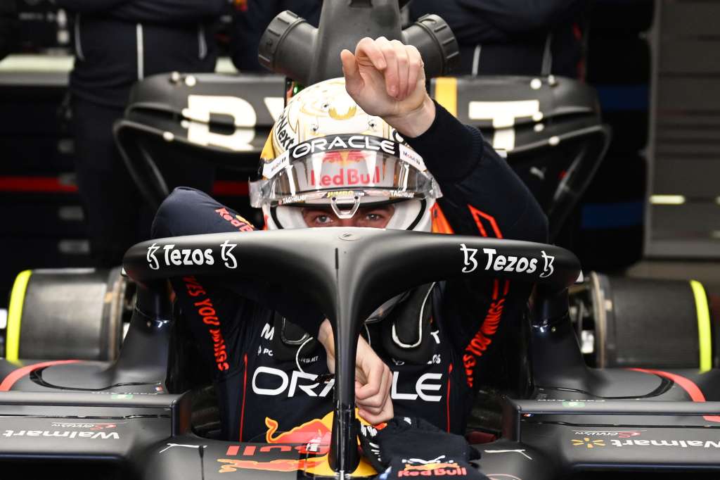 Montreal (Canada), 18/06/2022.- Dutch Formula One driver Max Verstappen of Red Bull Racing prepares for the qualifying of the Formula One Grand Prix of Canada at the Circuit Gilles-Villeneuve in Montreal, Canada, 18 June 2022. The Formula One Grand Prix of Canada will take place on 19 June 2022. (Fórmula Uno) EFE/EPA/JIM WATSON / POOL