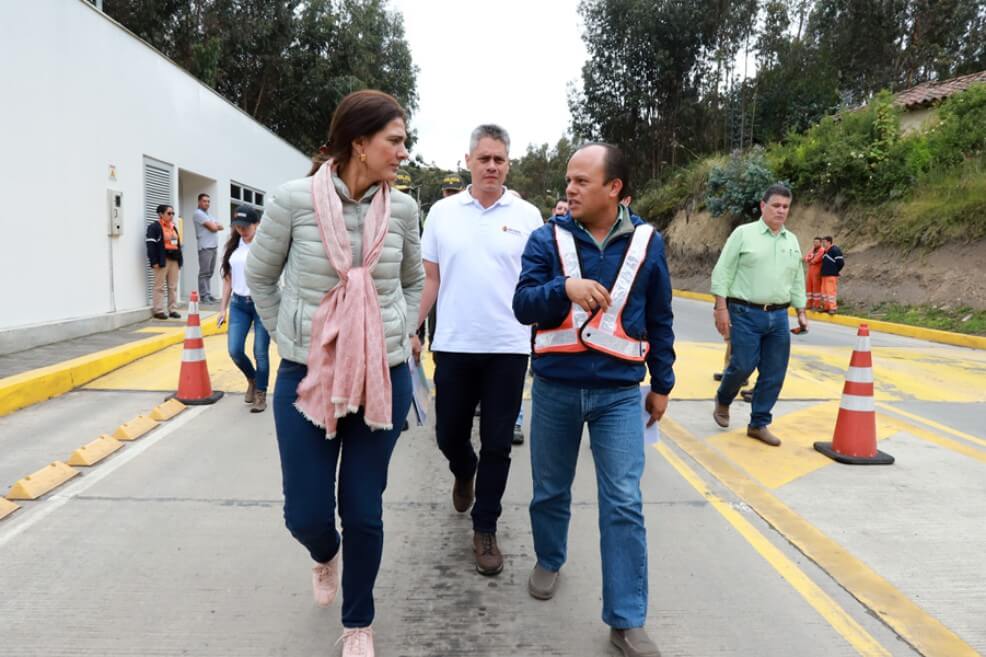 El equipo estuvo encabezado por la ministra de Transporte, Ángela María Orozco. / Cortesía Mintransporte.