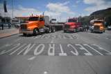 El paro camionero revive entre quejas por diésel y peajes