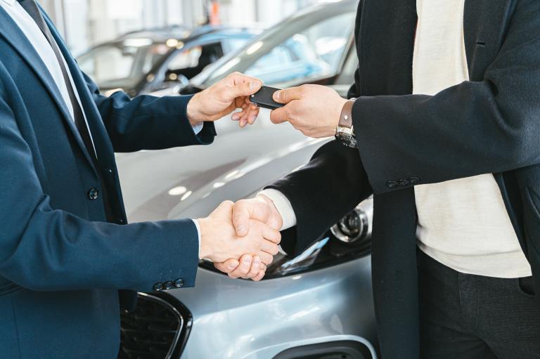 Venta de carros en Colombia creció 50,1 % en el primer semestre de 2026