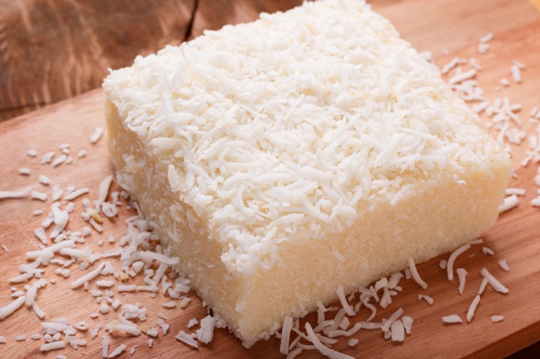 Con cinco ingredientes prepara estos deliciosos dulces de coco caseros