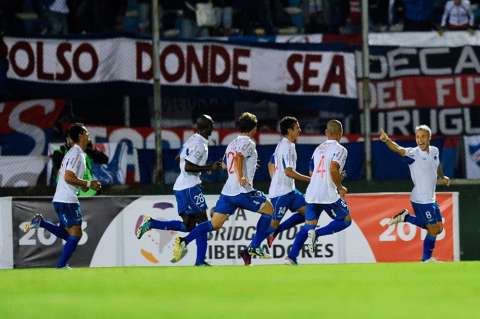Nacional de Uruguay, a octavos de final de Copa Libertadores