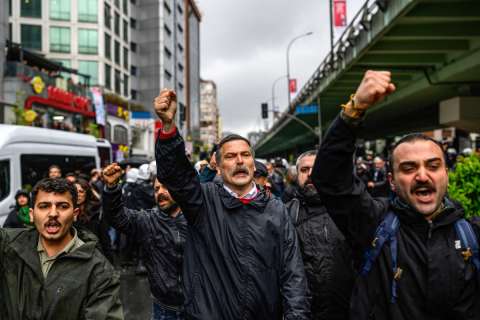 De reforma laboral de Milei a condiciones en Turquía: miles protestan en el Día del trabajo