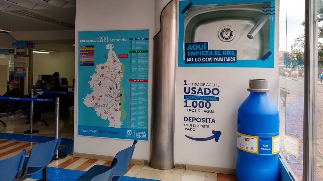 El último dispositivo instalado fue en la sede del Centro de Atención al Usuario, en la Avenida Calle 24 #37-15. / Cortesía EAAB