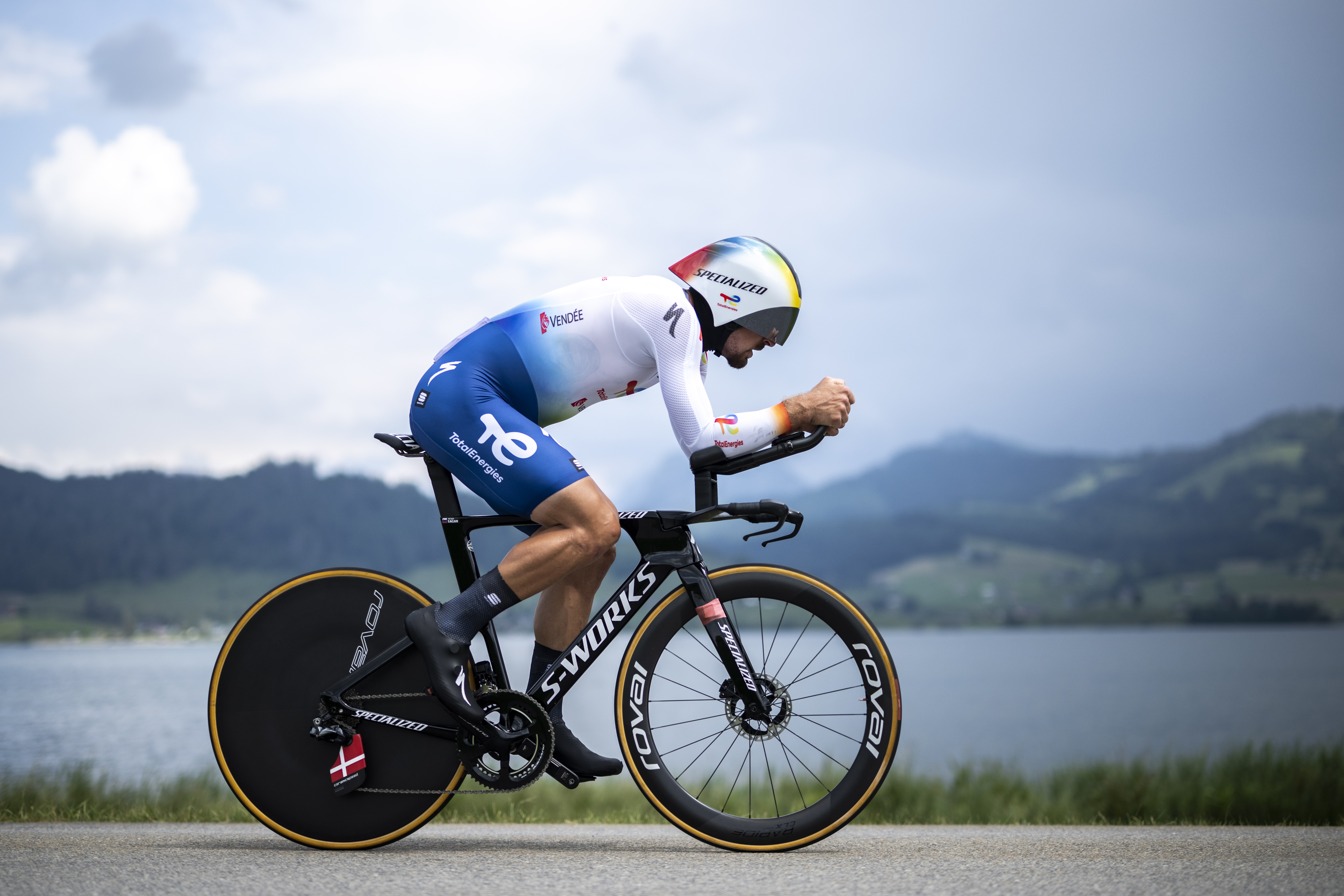 Einsiedeln (Switzerland Schweiz Suisse), 11/06/2023.- Peter Sagan from Slovakia of Total Energies in action during the first stage of the 86th Tour de Suisse UCI ProTour cycling race, a 12.7 km time trial with start and finish in Einsiedeln, Switzerland, 11 June 2023. (Ciclismo, Eslovaquia, Suiza) EFE/EPA/Gian Ehrenzeller