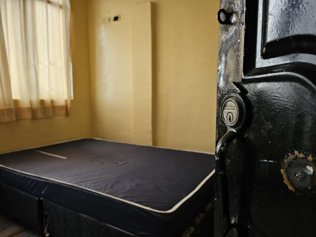 Imágenes del motel del Tren de Aragua en donde se cometieron actos de tortura y otras acciones delictivas.
