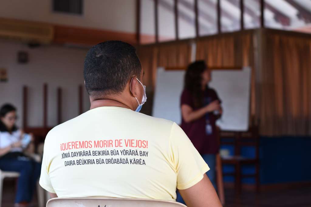 Líderes del Bajo Cauca antioqueño denuncian la reconfiguración de la violencia en el marco de un encuentro con la Comisión de la Verdad.