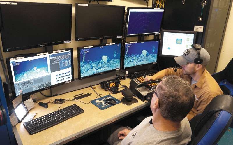 En menos de un año se realizaron cinco expediciones científicas en el mar Caribe y el océano Pacífico colombianos. Mucha de la información recopilada sirvió de base para declarar nuevas áreas marinas protegidas. / Foto: Cortesía Invemar.