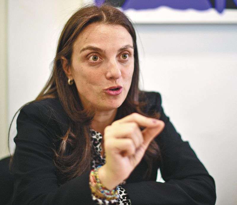 Seguirá el contrato para llevar internet a las zonas rurales.