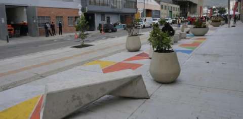 Galán entrega 29 nuevos tramos viales en la zona industrial de Puente Aranda