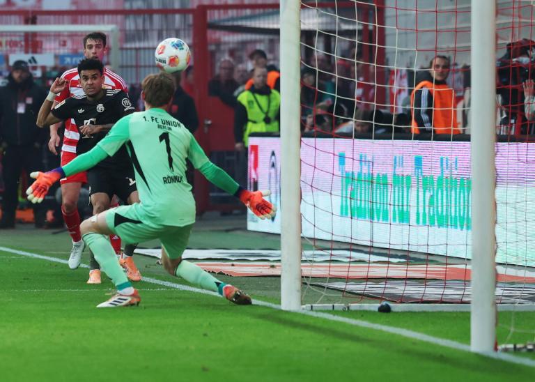 ¡Luis Díaz, imparable! Golazo en el empate de Bayern Múnich