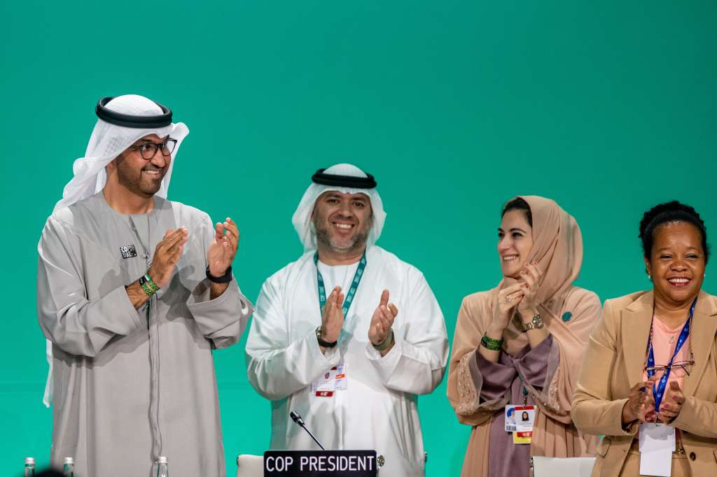 Dubai (United Arab Emirates), 13/12/2023.- President of COP28 and UAE's Minister for Industry and Advanced Technology Dr. Sultan Ahmed Al Jaber (L) during a plenary session at the 2023 United Nations Climate Change Conference (COP28), in Dubai, United Arab Emirates, 13 December 2023. The 2023 United Nations Climate Change Conference (COP28), runs from 30 November to 12 December, and is expected to host one of the largest number of participants in the annual global climate conference as over 70,000 estimated attendees, including the member states of the UN Framework Convention on Climate Change (UNFCCC), business leaders, young people, climate scientists, Indigenous Peoples and other relevant stakeholders will attend. (Emiratos Árabes Unidos) EFE/EPA/MARTIN DIVISEK