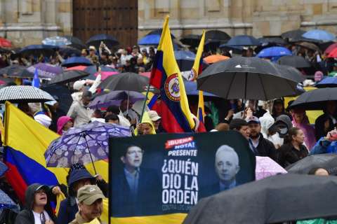 Centro Democrático mostró fuerza en las calles y Uribe tiró línea para la campaña