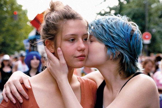 La vida de Adèle, romance y pasión entre dos jóvenes mujeres