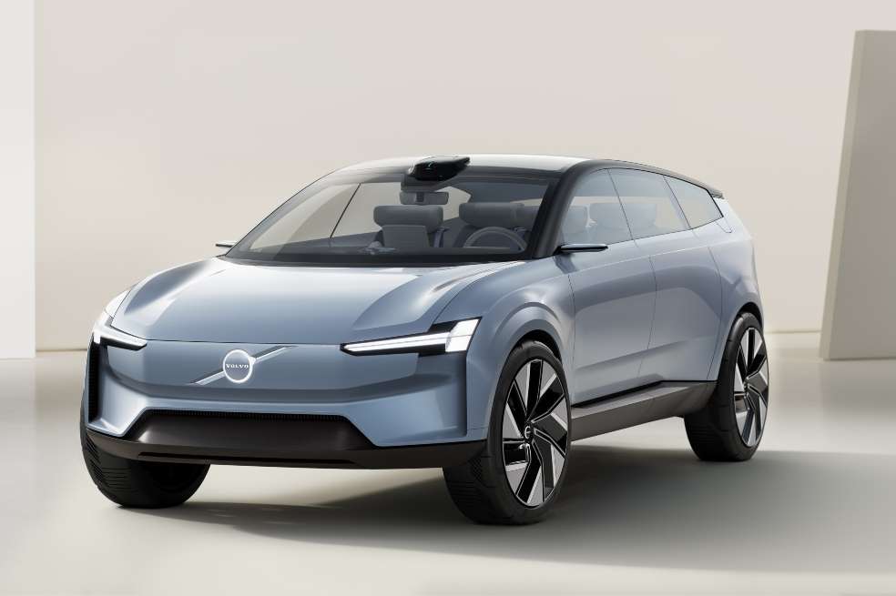 Volvo Concept Recharge.
