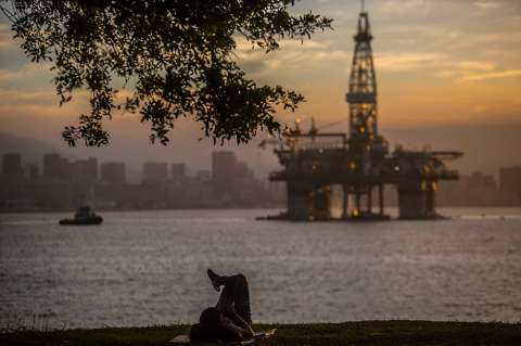 Agencia Internacional de la Energía prevé mayor demanda de petróleo
