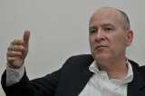 La U inició ‘coqueteos’ a Carlos Vicente de Roux por apoyo a Rafael Pardo